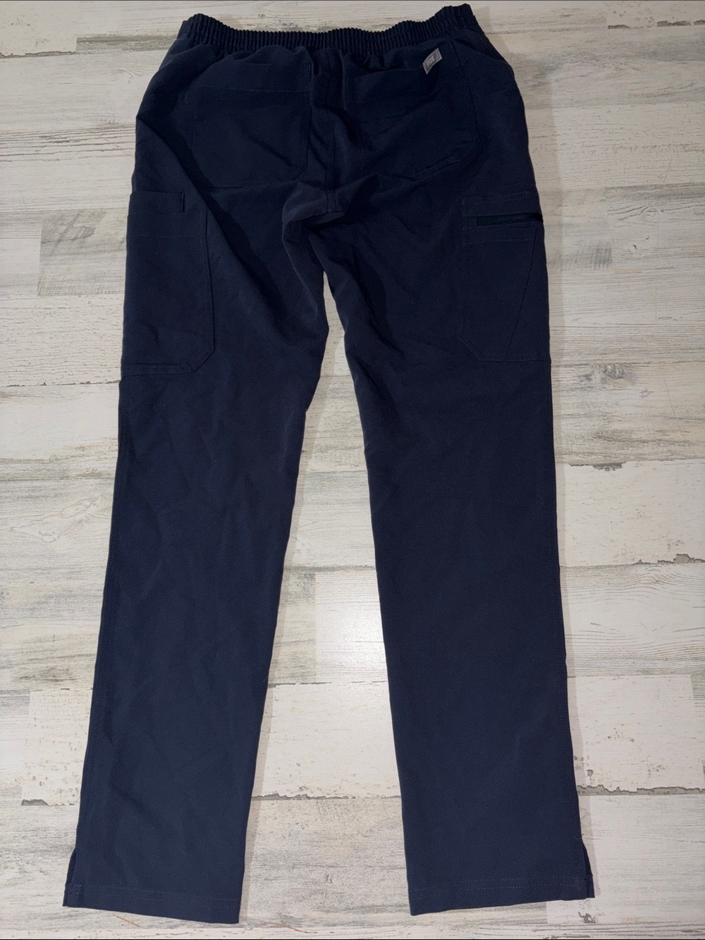 Figs Navy Scrub Bottoms Size XS - Picture 5 of 10